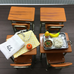新作 昭和の給食　ソフト麺のピアス