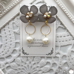 【SALE】すりガラス風♡フラワーリングピアス【グレー】