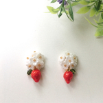 【再販】イチゴのピアス