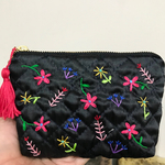 カラフルな花の刺繍ファスナーポーチ♪〈ミニ〉