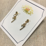 小さな数字ピアス
