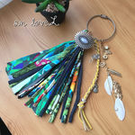 送料込み❣️ ボタニカル タッセル バッグチャーム