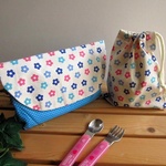 【訳あり・在庫処分セール】お弁当入れ＆コップ袋（ｓ）セット☆おはじきお花＊青