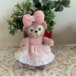 ぬいぐるみバッジ　シェリーメイ＆ステラルー　ピンクボーダーエプロンドレス