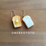 発酵バター蜂蜜がけトースト＆プレーンのピアス