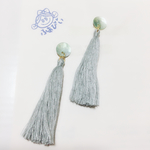 パステル風 シェル × 綺麗 な グレー ロング タッセル ピアス イヤリング