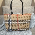 mfm1125様オーダーのバーバリー風チェックのかごバッグ