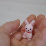3.7cm ミニミニ ウサギちゃん (シャイニーピンク)