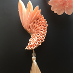 左側用 L   羽型つまみ細工[結羽]桜色タッセル付きパーティー系　