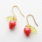 春めきイチゴ♡ピアス