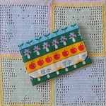 ぺたんこカードケース　カタツムリとりんご