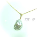 Aランク・ケシ型シルバーホワイト淡水パールのネックレス