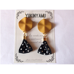 【送料無料】イエロー×黒ドット イヤリング/ピアス