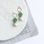 green stone&beads earring