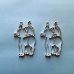 大きなねこの空枠（シルバー/1個/51×31mm）