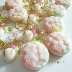 【ご新規様専用】うさぎ団子と桜小町のお花見キーホルダー