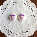 刺繍・『春を待つ』ビオラのイアリング