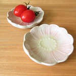 ピンクのお花の豆皿