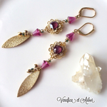 エキゾチックフューシャ✴︎魔女の装飾ピアス