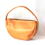 本革　半月ハンドバッグ　キャメル　Halfmoon leather shoulder bag camel