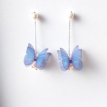 蝶々ピアス（濃ブルー） 