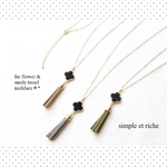 fur flower &suede tassel necklace【khaki】