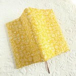 【新書size】限定1枚☆イラストタッチの小花がかわいいブックカバー