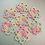 モチーフつなぎのドイリー