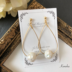 モザイクシェル＆ドロップフープ 大ぶり ピアス／イヤリング