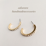 全品￥300✨春におすすめ🌸縁どりクリアストーンのゴールドリングピアス