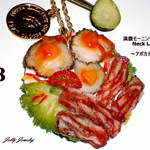 B満腹モーニングプレートのネックレス(丸皿&細チェーンタイプ) フェイクスイーツ スイーツデコ 樹脂粘土