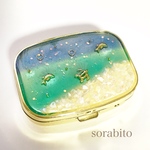 夏の海のピルケース