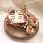 つまみ食いシマリス★イチゴとブルーベリーの二段ブックケーキセット★