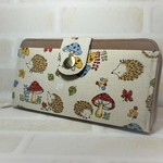 １様ご依頼品　ハリネズミときのこの長財布