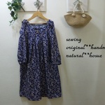natural*(LL)紺小花柄チュニック