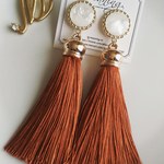 ロングタッセル＊フレームシェル風カボション ピアス＆イヤリング