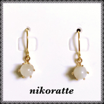 ムーンストーン❤1粒ピアス／イヤリング