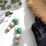 ラタンフラワー　ピアス／イヤリング