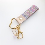LIBERTY　Jenny's Ribbons/ ジェニーズリボンズ 19L　本革のキーチャーム(Ｇ)
