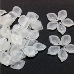 【150】花びら アクリルビーズ 50個 