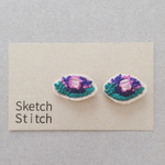 viridian×clear刺繍ピアス