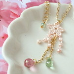 枝垂桜のネックレス