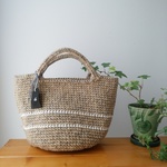 モノトーン×ホワイトラインの麻紐bag