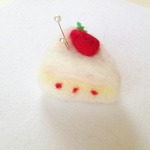 ショートケーキのピンクッション