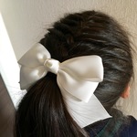☆ヘアゴム☆　ひとつくくり用 ビッグリボン ホワイト