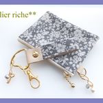 ◇◆Special Price◆◇　LIBERTY　Maddsie　マッジー　J12B（グレー系）　クリアポケットminiポーチ　&　本革キーチャームのセット　◇プレゼントにも♪
