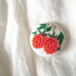 いちごのブローチ_#129_ berry brooch
