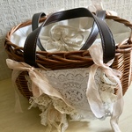 アンティークレースのカゴバッグ brown
