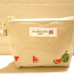 スイカ🍉の刺繍ファスナーポーチ(ミニサイズ)