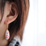 半額お試し特価✨　和紙イヤリングピアス　ティアドロップ白桜